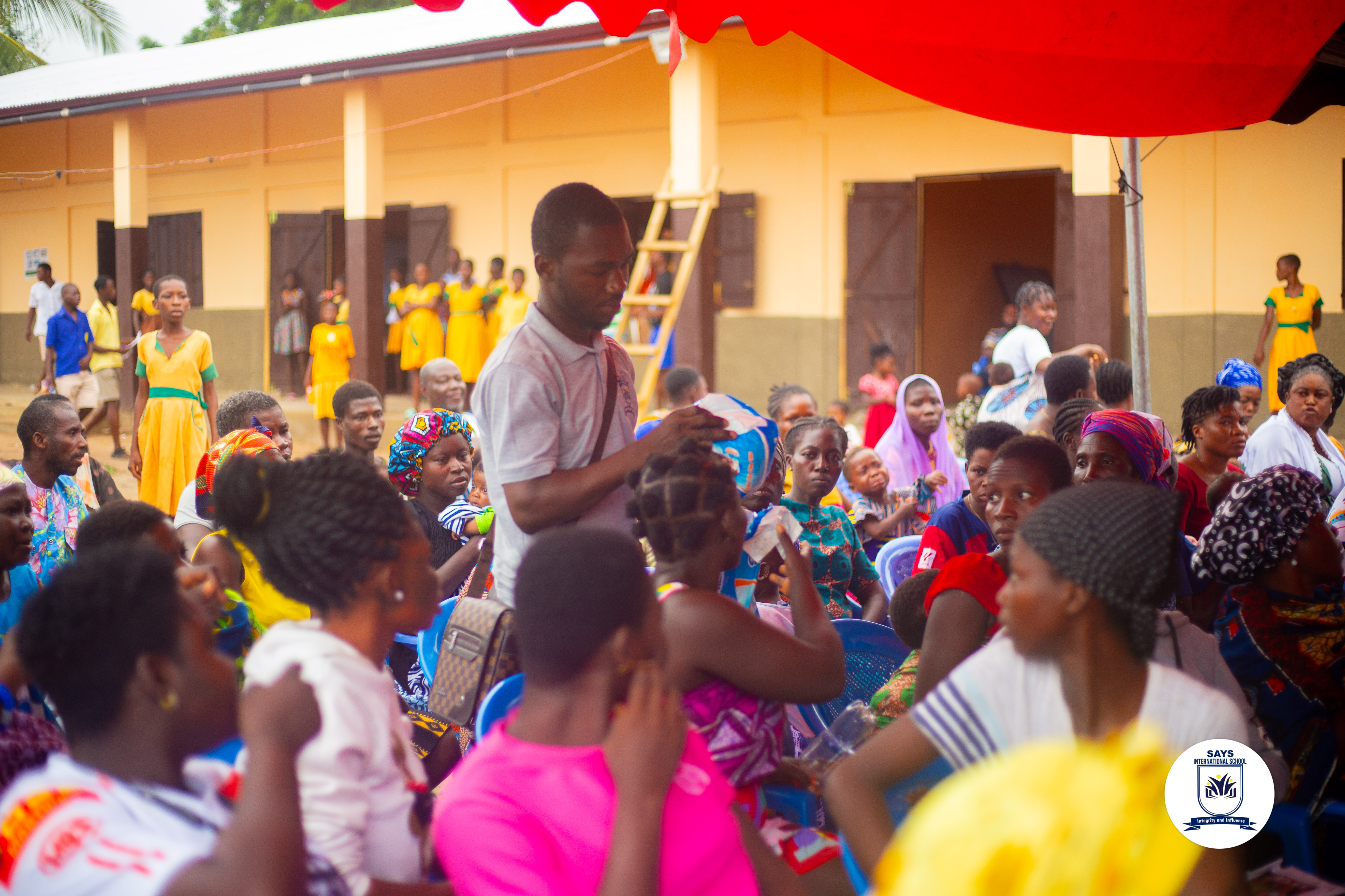 A conversation during a SAYS outreach visit